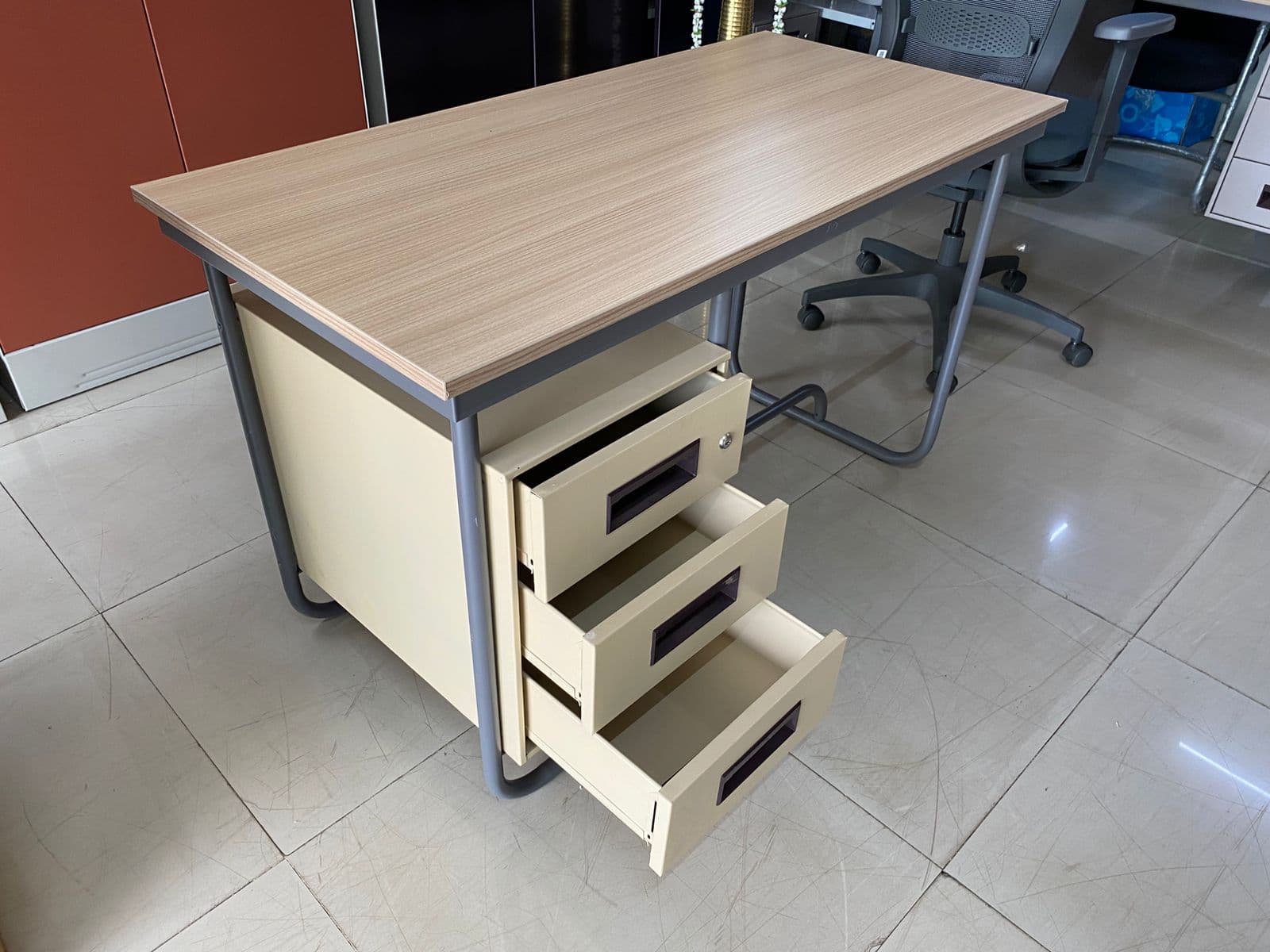 Godrej Office Table T-8 thumbnail 3 - Godrej Furniture Mohan Brothers